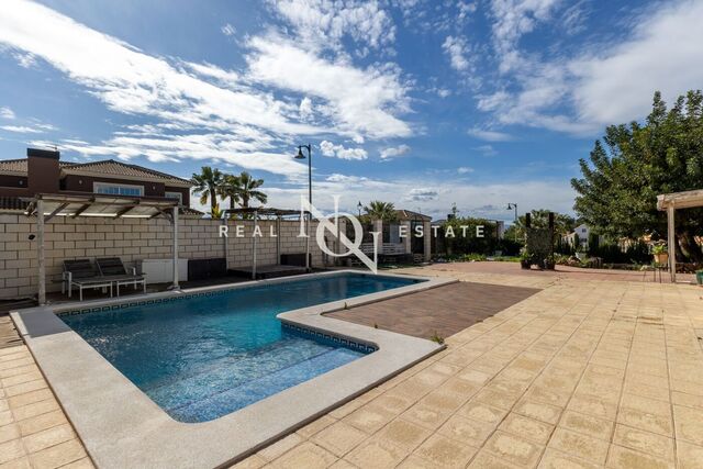 Casa o Chalet Independiente en venta en Urbanización Benagolf, Torre En Conill