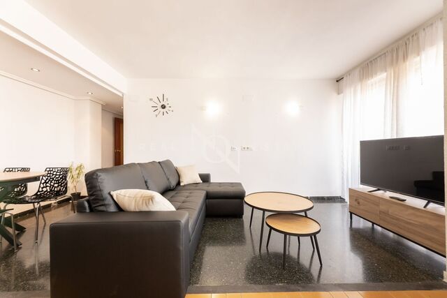 82 sqm flat with views for rent in El Pilar, València