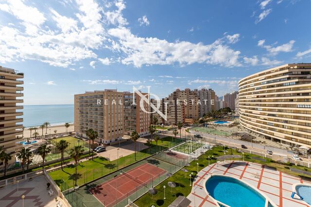 Apartamento con piscina en Venta en Playa de Cullera