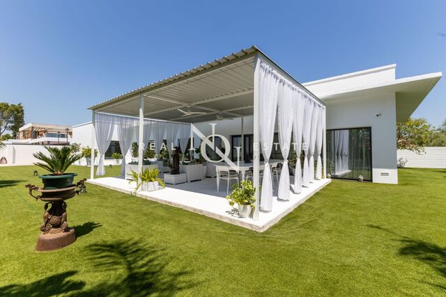 Maison de 334 m2 avec vues à vendre à Náquera