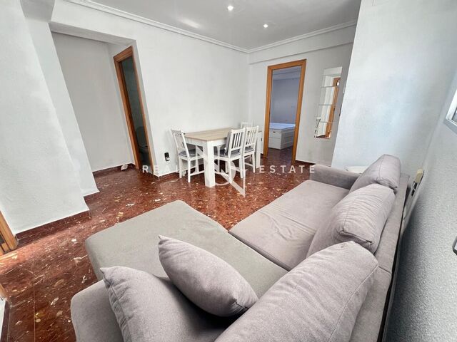90 sqm flat for rent in El Grau, València